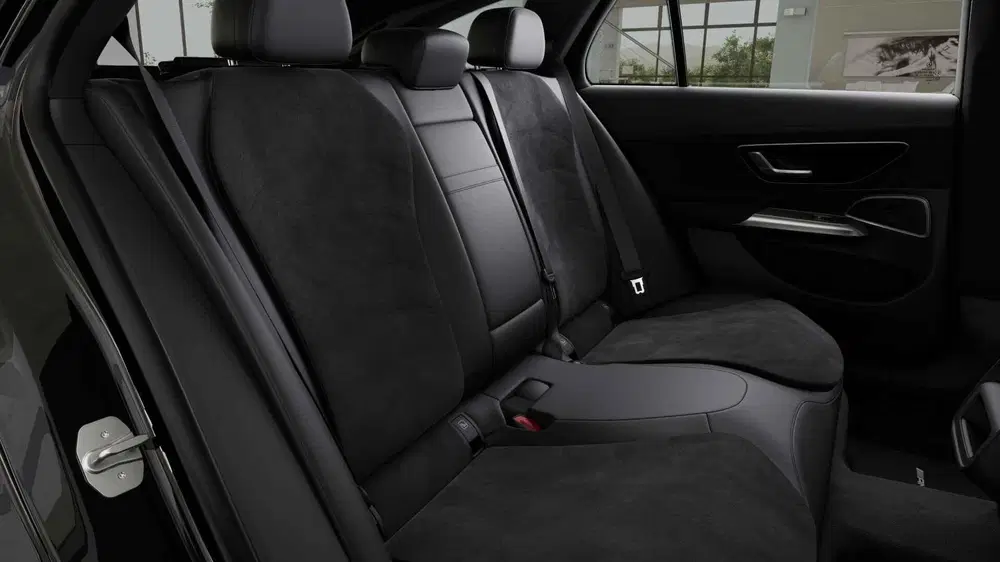 Mercedes-Benz E-Klasse 300 e Sport Edition uit 2024, foto 7