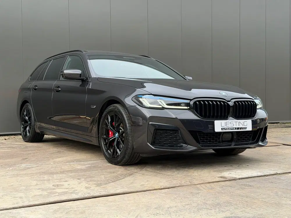 BMW 5-serie 530e xDrive M-Sport Pro Pano Trekhk H uit 2022, foto 9