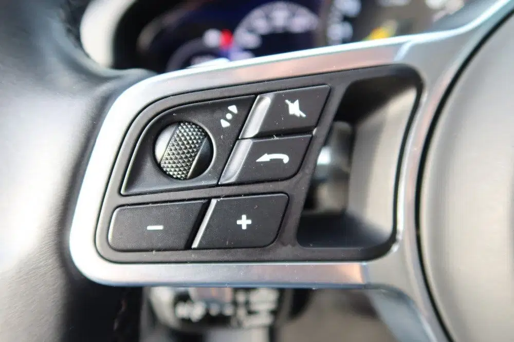 Porsche Cayenne 3.0 E-Hybrid Platinum Edition Chrono uit 2021, foto 15