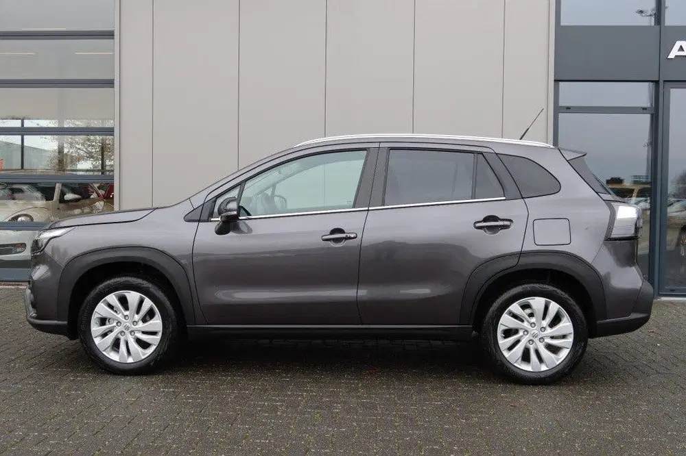 Suzuki S-Cross 1.4 Boosterjet Select Smart Hybrid AUTOMAA uit 2026, foto 3