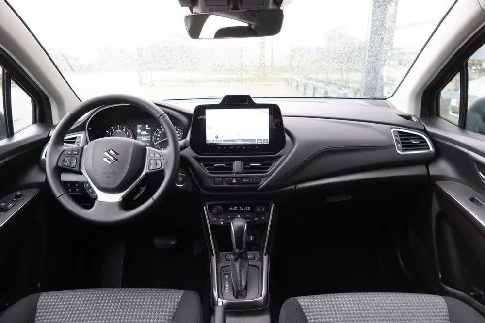 Suzuki S-Cross 1.4 Boosterjet Select Smart Hybrid AUTOMAA uit 2026, foto 7