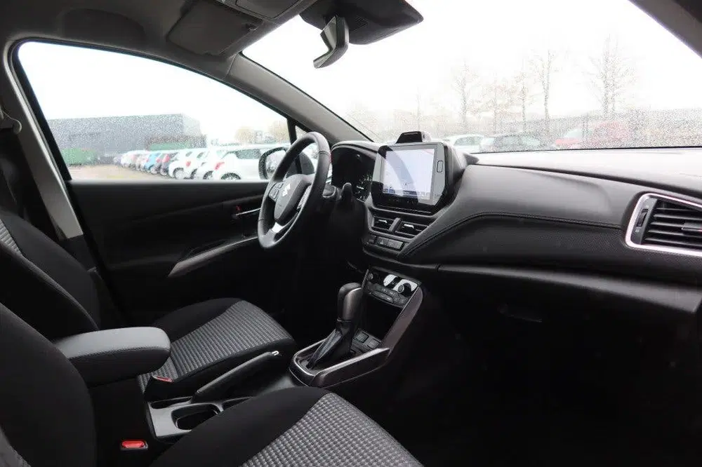 Suzuki S-Cross 1.4 Boosterjet Select Smart Hybrid AUTOMAA uit 2026, foto 8