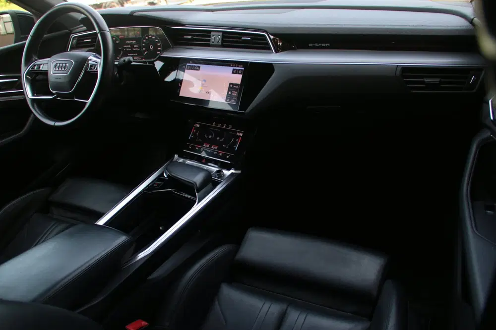 Audi e-tron E-tron 55 quattro PANO-DAK LEDER 95 kWh SO uit 2019, foto 11