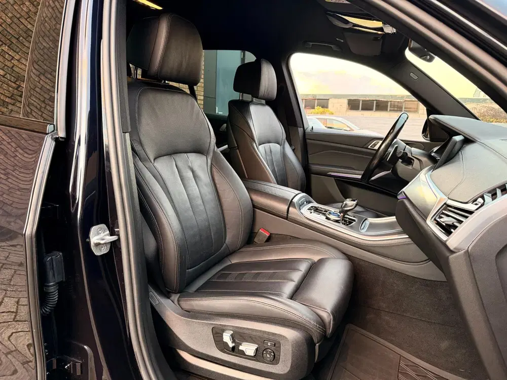 BMW X5 XDrive45e M Sport Acc Stoelvw Trekh Keyles uit 2022, foto 14