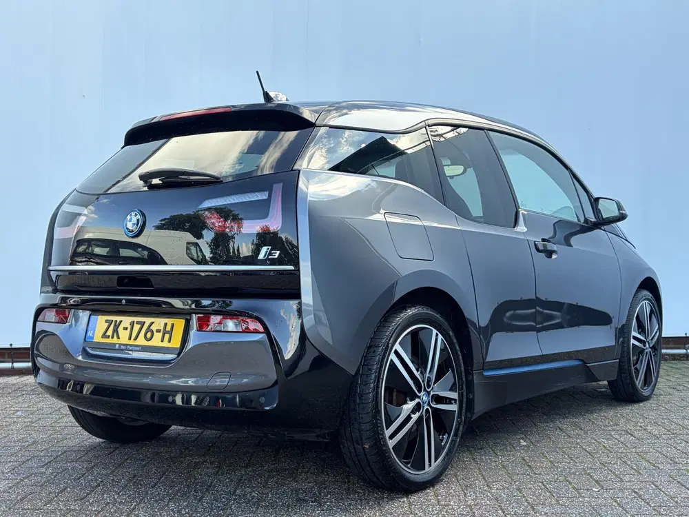 BMW i3 Executive Edition 120Ah 42 kWh Warmtepomp uit 2019, foto 12