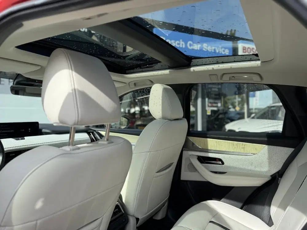 Mazda CX-60 2.5 PHEV Takumi uit 2023, foto 12
