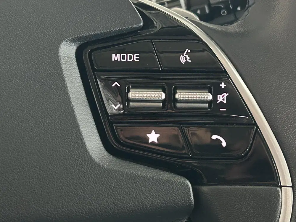 Kia Niro 1.6 GDi Hybrid DynamicLine Nederlandse aut uit 2025, foto 3