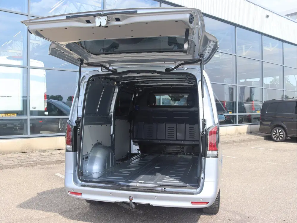 Mercedes-Benz Vito 119 CDI L3 Select uit 2024, foto 3