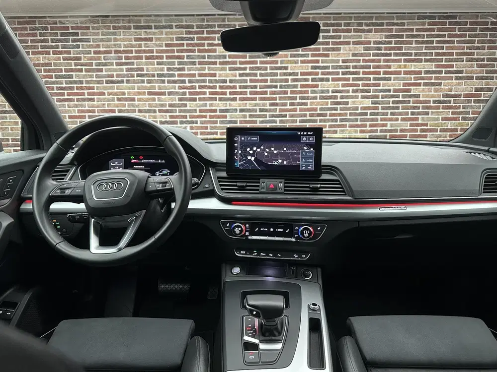 Audi Q5 55 TFSI e S edition S-line uit 2021, foto 11