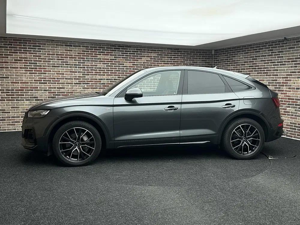 Audi Q5 55 TFSI e S edition S-line uit 2021, foto 6