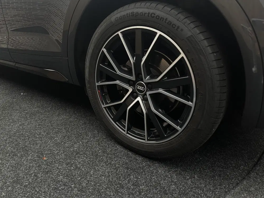 Audi Q5 55 TFSI e S edition S-line uit 2021, foto 8