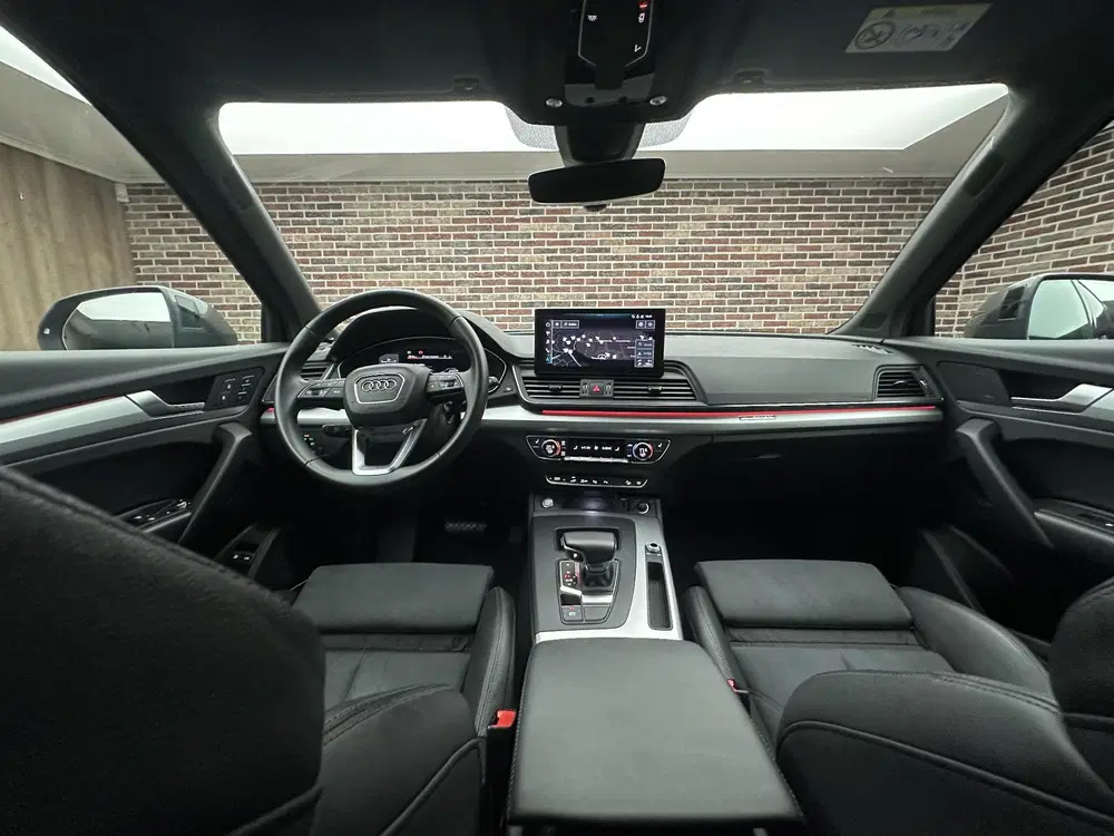 Audi Q5 55 TFSI e S edition S-line uit 2021, foto 9