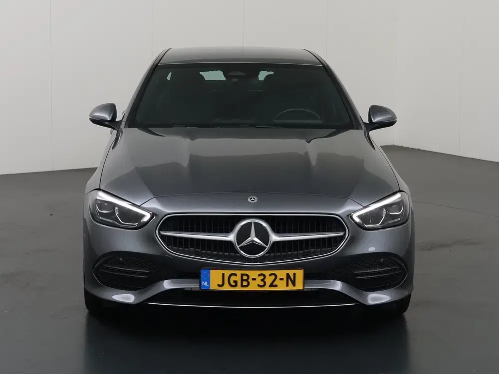 Mercedes-Benz C-Klasse 300 e Business Solution uit 2025, foto 3