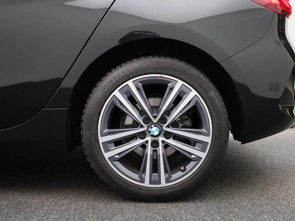 BMW 1-serie 118i Executive uit 2023, foto 13