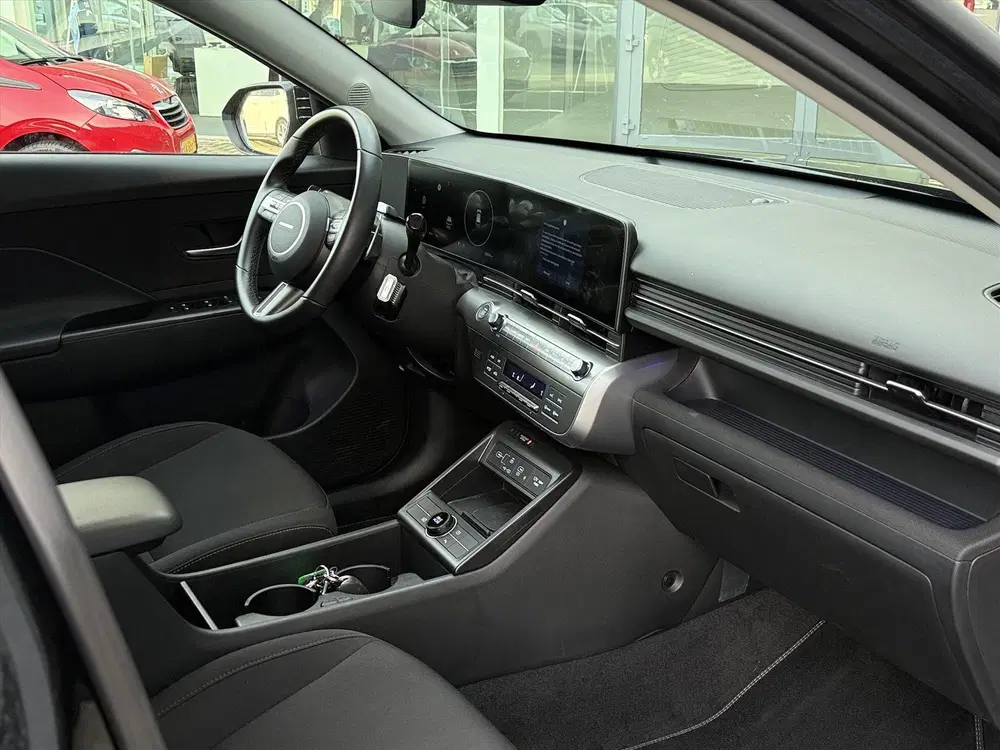 Hyundai KONA 1.6 GDI HEV 141pk DCT Comfort Smart uit 2024, foto 12
