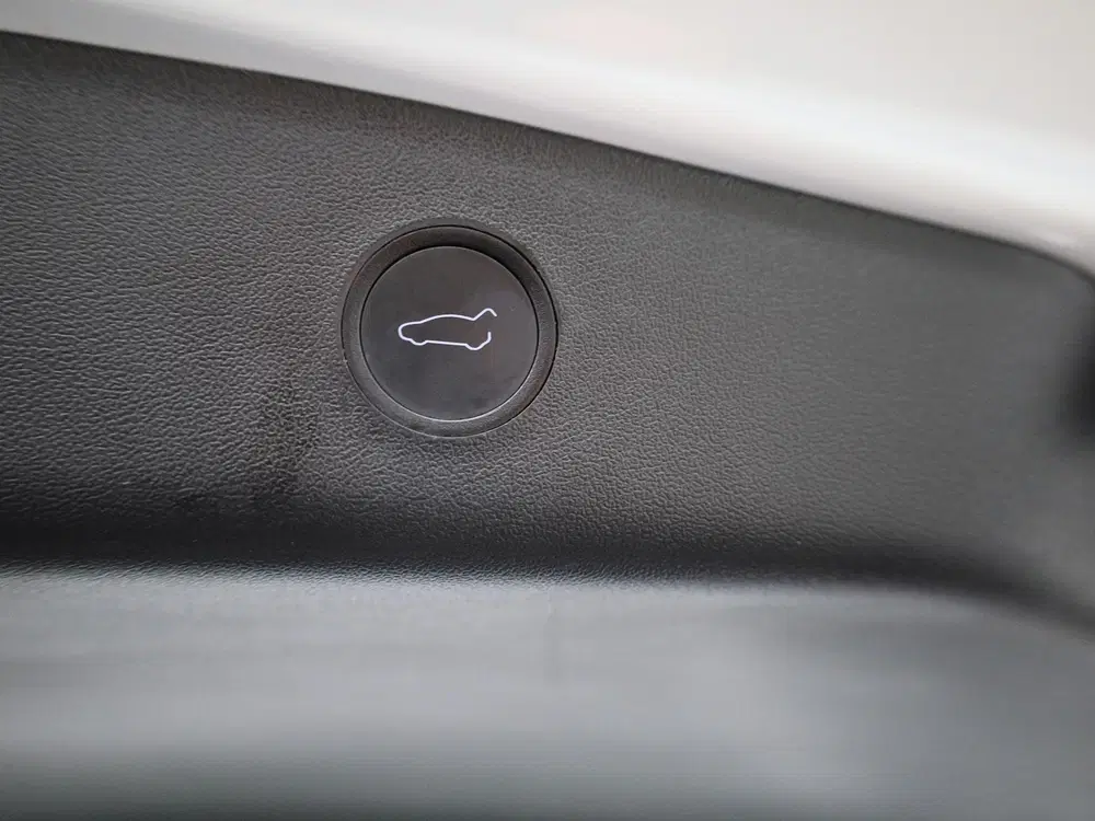 Tesla Model 3 Standard RWD Plus 60 kWh uit 2023, foto 12