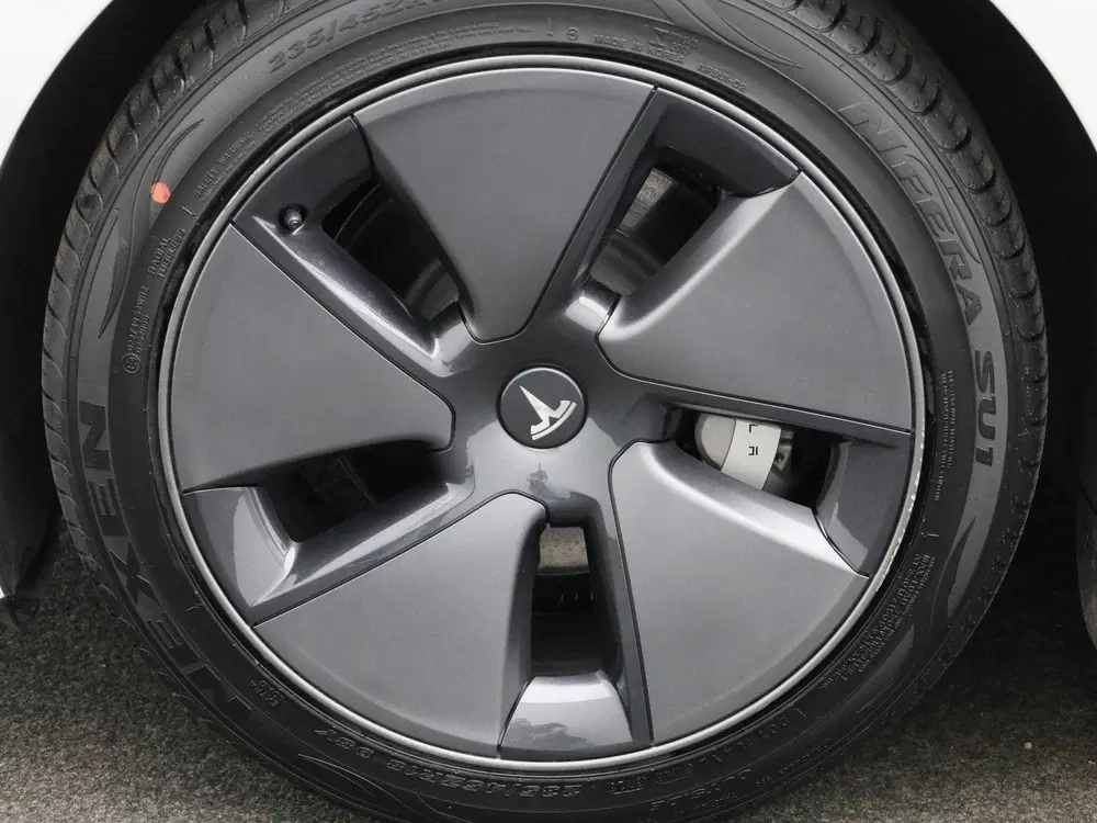 Tesla Model 3 Standard RWD Plus 60 kWh uit 2023, foto 13