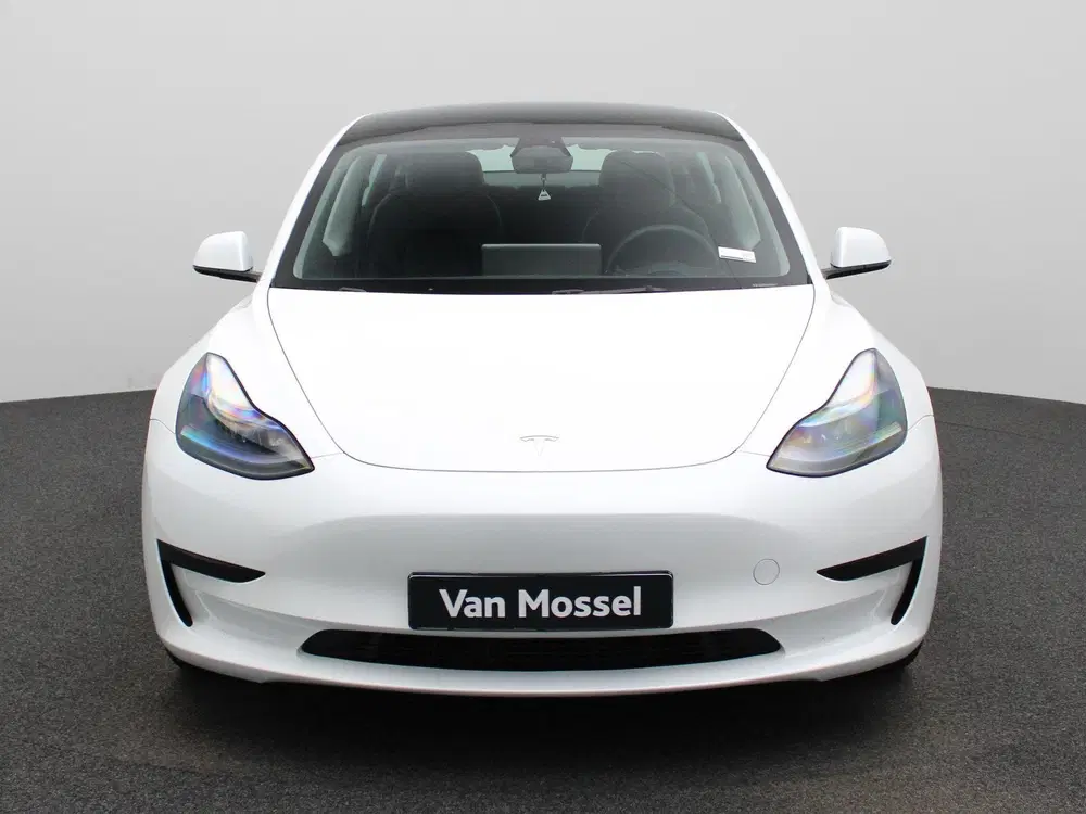 Tesla Model 3 Standard RWD Plus 60 kWh uit 2023, foto 3
