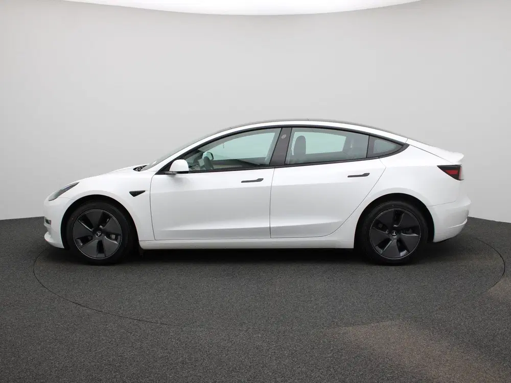 Tesla Model 3 Standard RWD Plus 60 kWh uit 2023, foto 4