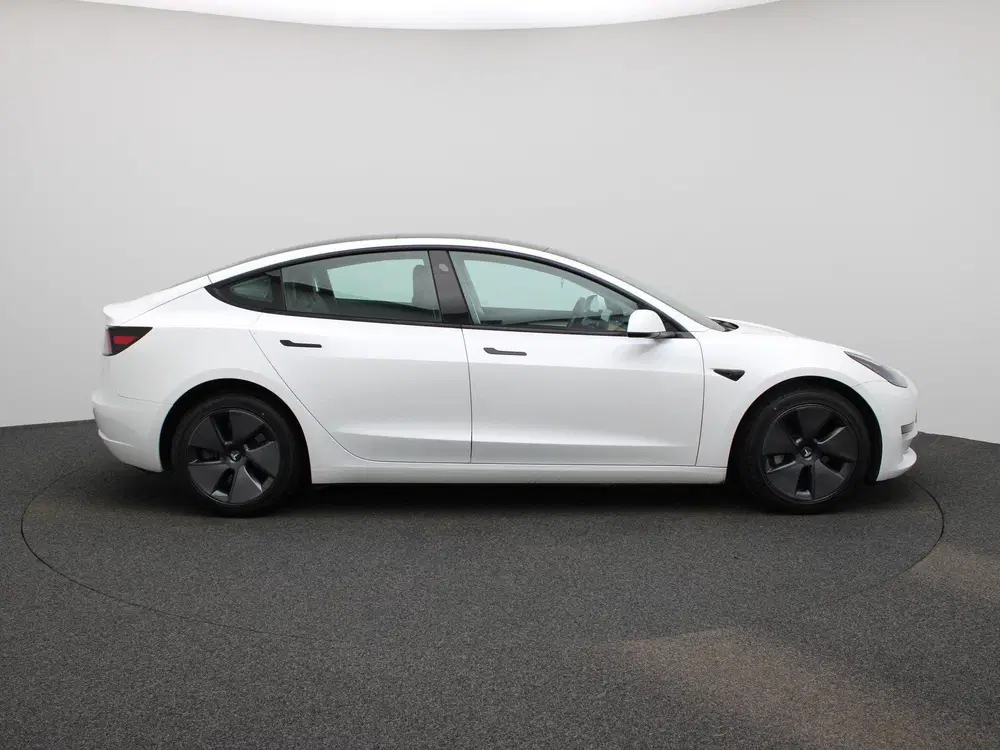 Tesla Model 3 Standard RWD Plus 60 kWh uit 2023, foto 6