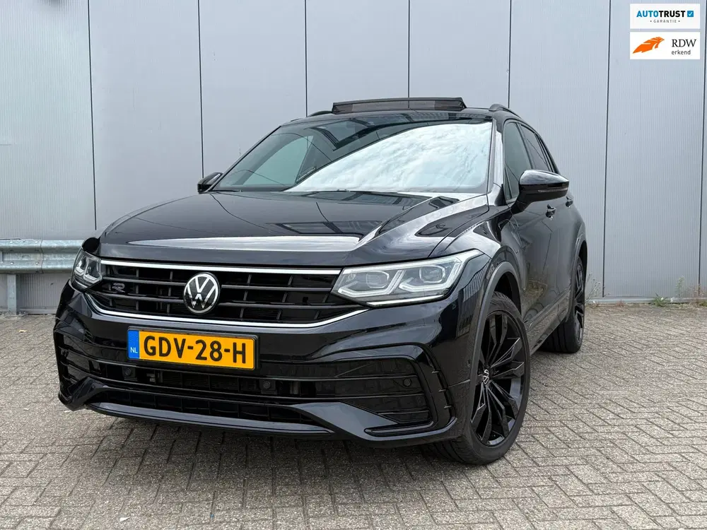 Volkswagen Tiguan 1.4 TSI eHybrid R-Line Business+ uit 2022