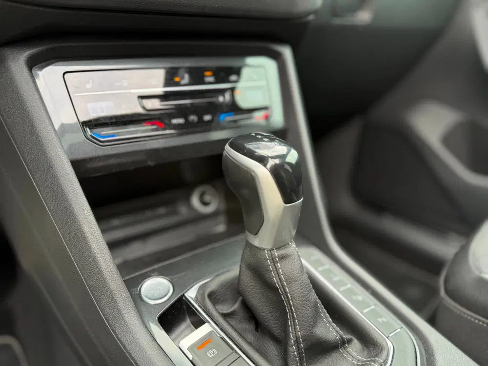 Volkswagen Tiguan 1.4 TSI eHybrid R-Line Business+ uit 2022, foto 10