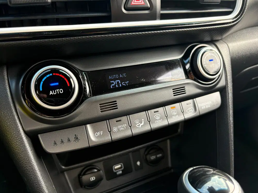 Hyundai KONA 1.6 GDI HEV Premium (BOVAG uit 2020, foto 12