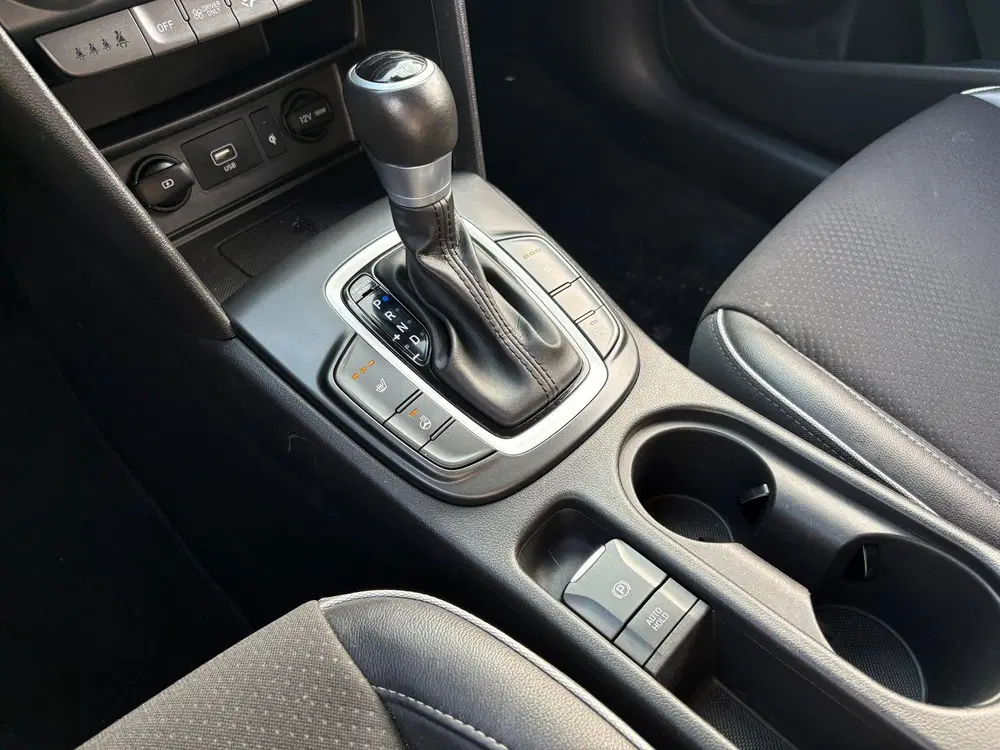 Hyundai KONA 1.6 GDI HEV Premium (BOVAG uit 2020, foto 13
