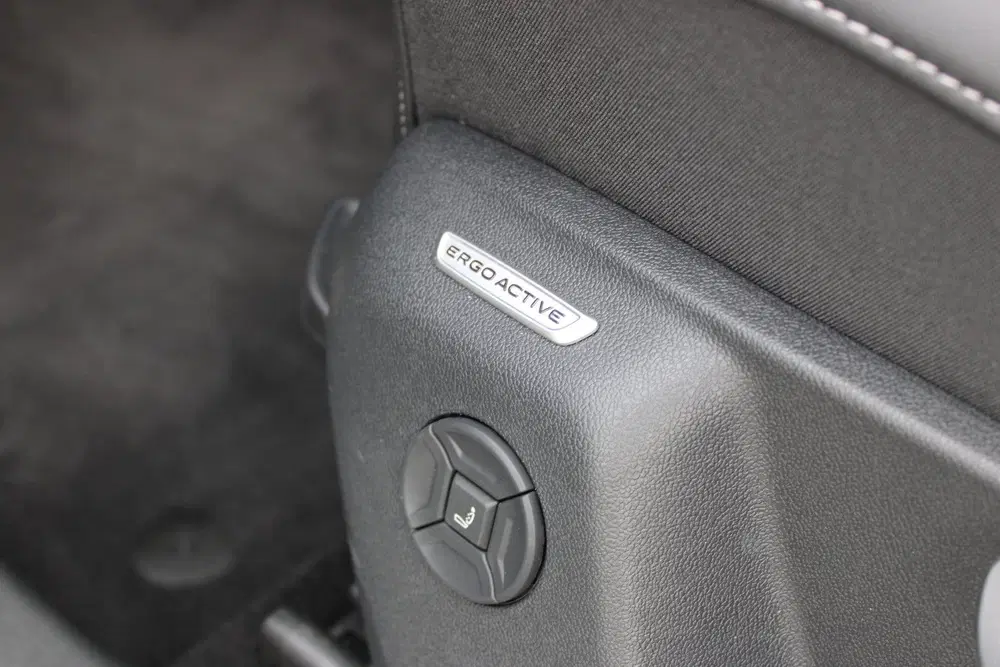Volkswagen Tiguan 1.5 eHybrid 272PK R-Line Edition uit 2025, foto 13