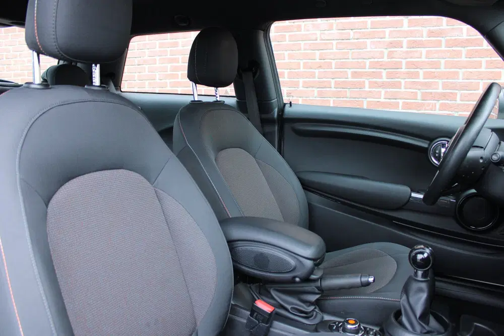 Mini Cooper 1.5 Cooper 136PK Chili uit 2020, foto 9