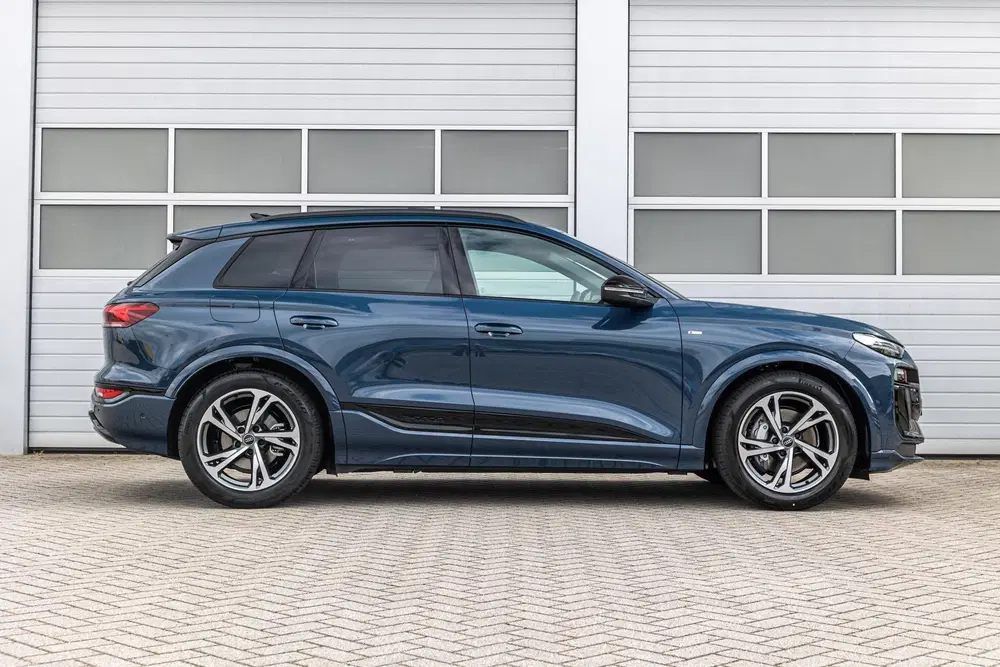 Audi Q6 e-tron 306pk S Edition Performance 100 kWh uit 2026, foto 3