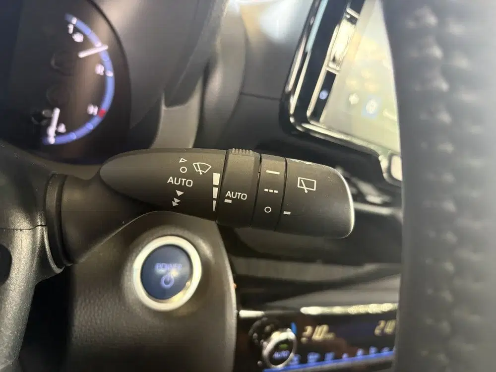 Toyota Yaris Cross 1.5 Hybrid Adventure AWD uit 2022, foto 13