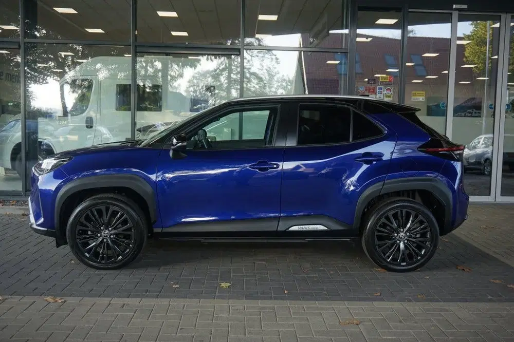 Toyota Yaris Cross 1.5 Hybrid Adventure AWD uit 2022, foto 2