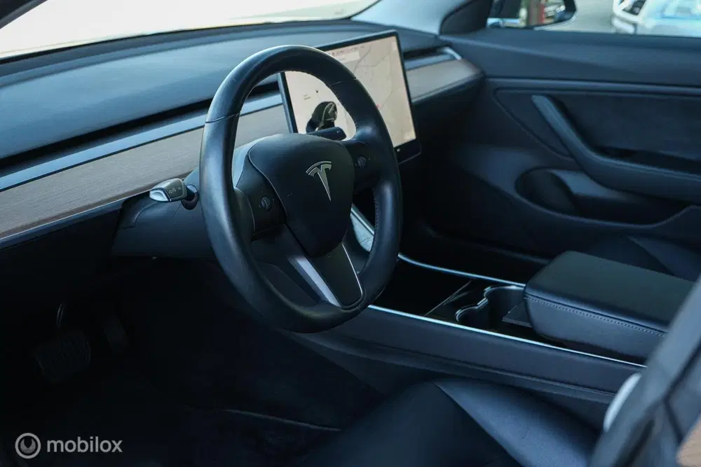 Tesla Model 3 Long Range AWD 75 kWh uit 2019, foto 10