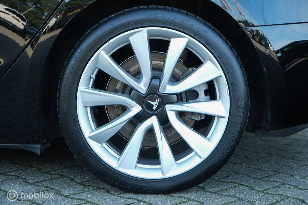 Tesla Model 3 Long Range AWD 75 kWh uit 2019, foto 11
