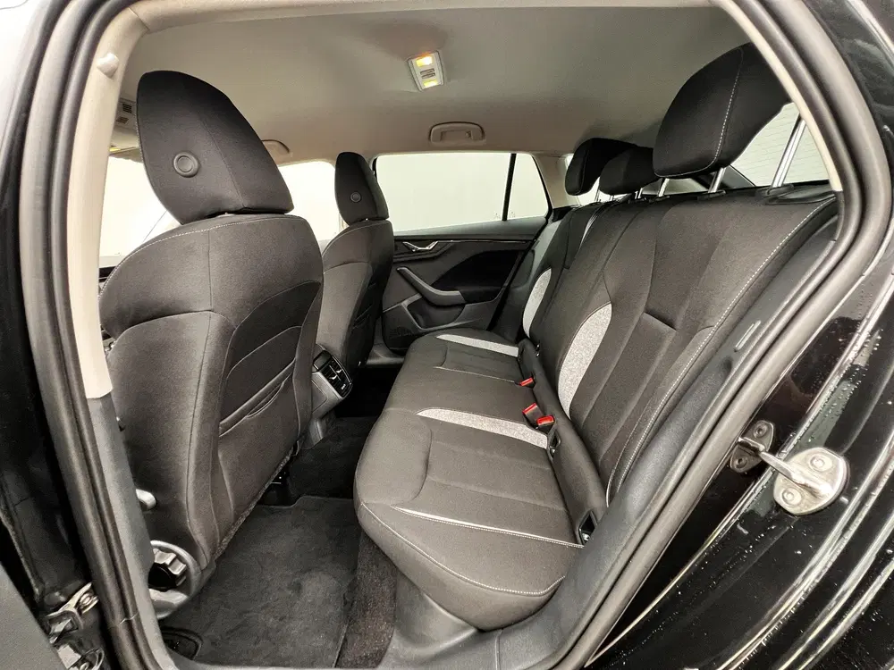 Skoda Scala 1.0 TSI DSG Automaat Selection uit 2025, foto 7