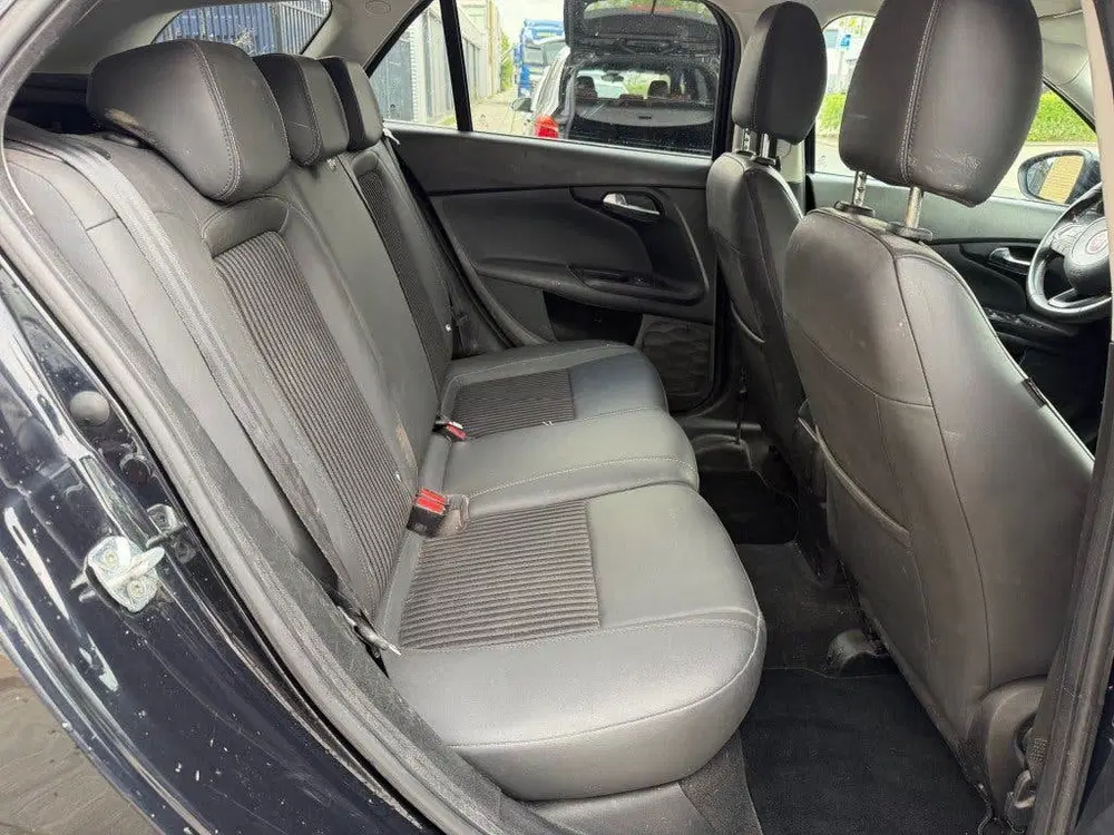 Fiat Tipo 1.6 MultiJet 16v Business 120pk 1ste eigen uit 2019, foto 12