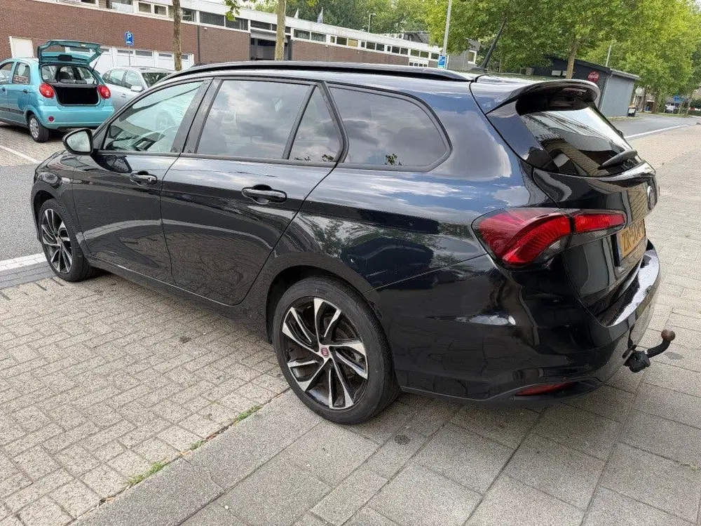 Fiat Tipo 1.6 MultiJet 16v Business 120pk 1ste eigen uit 2019, foto 8