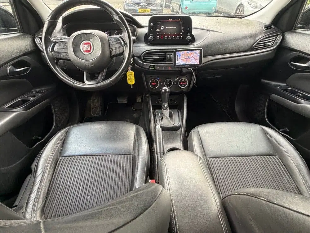 Fiat Tipo 1.6 MultiJet 16v Business 120pk 1ste eigen uit 2019, foto 9