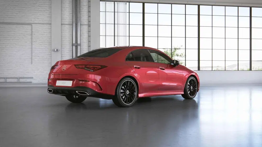 Mercedes-Benz CLA 180 AMG Line uit 2023, foto 2