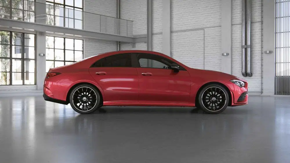 Mercedes-Benz CLA 180 AMG Line uit 2023, foto 3