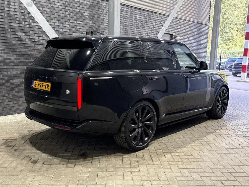 Land Rover Range Rover Range Rover 3.0 P510e SV uit 2022, foto 2