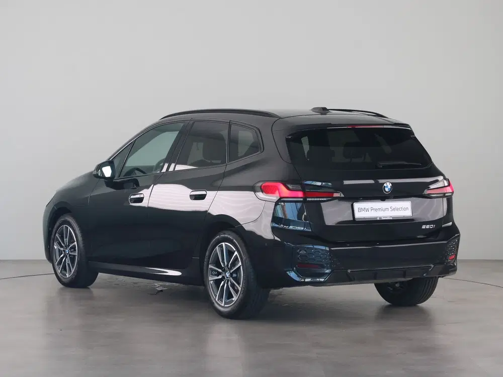 BMW 2-serie 220i Active Tourer M Sport uit 2026, foto 13