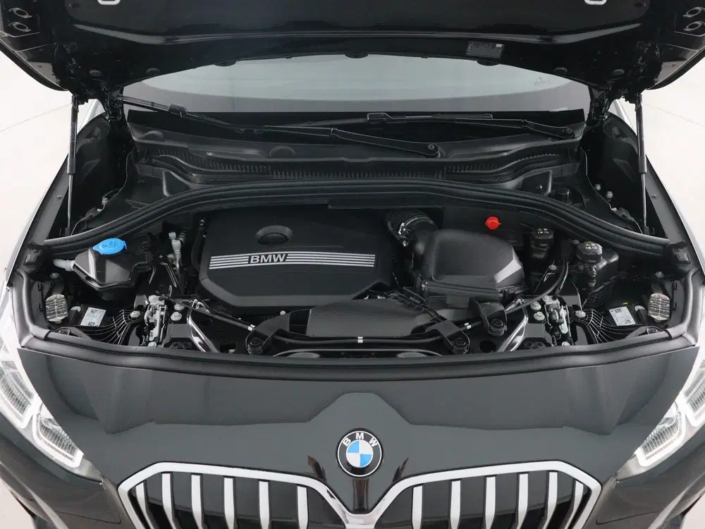 BMW 2-serie 220i Active Tourer M Sport uit 2026, foto 5