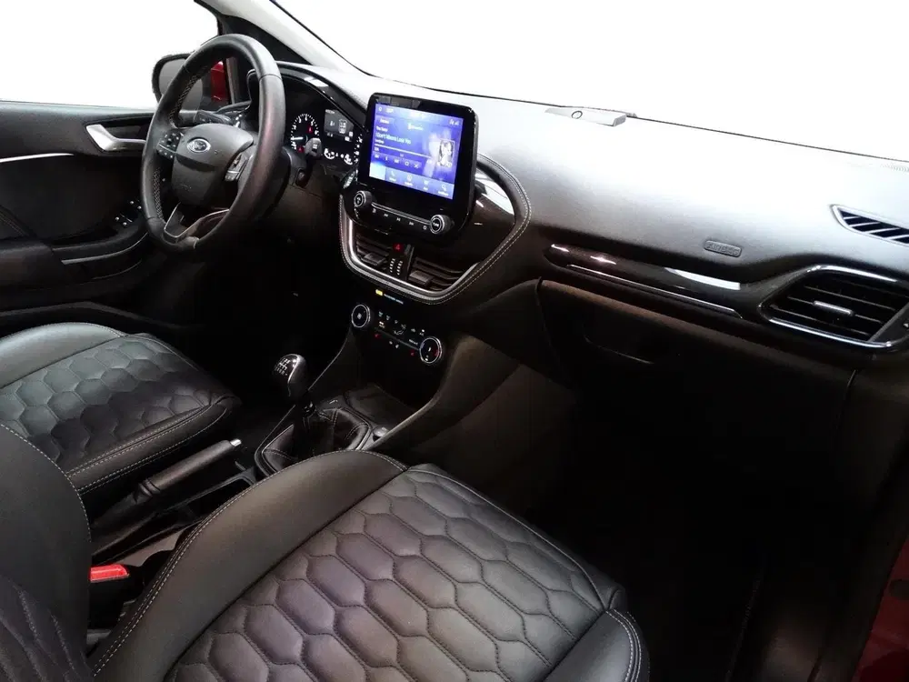 Ford Fiesta Vignale 1.0 Hybrid uit 2021, foto 12