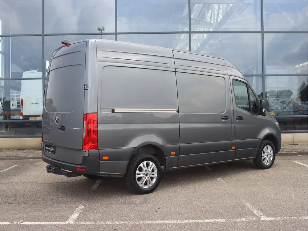 Mercedes-Benz Sprinter 317 CDI L2H2 uit 2024, foto 2
