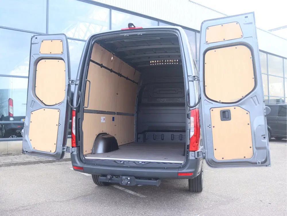 Mercedes-Benz Sprinter 317 CDI L2H2 uit 2024, foto 3