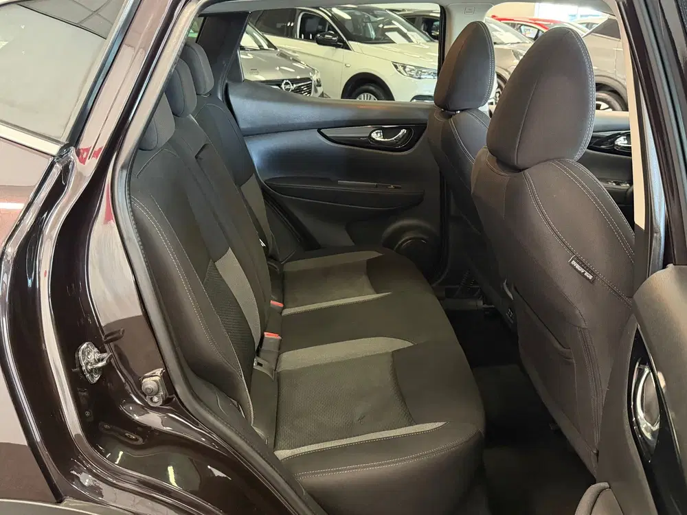 Nissan Qashqai 1.3 DIG-T Design Edition NAVIGATIE uit 2021, foto 14
