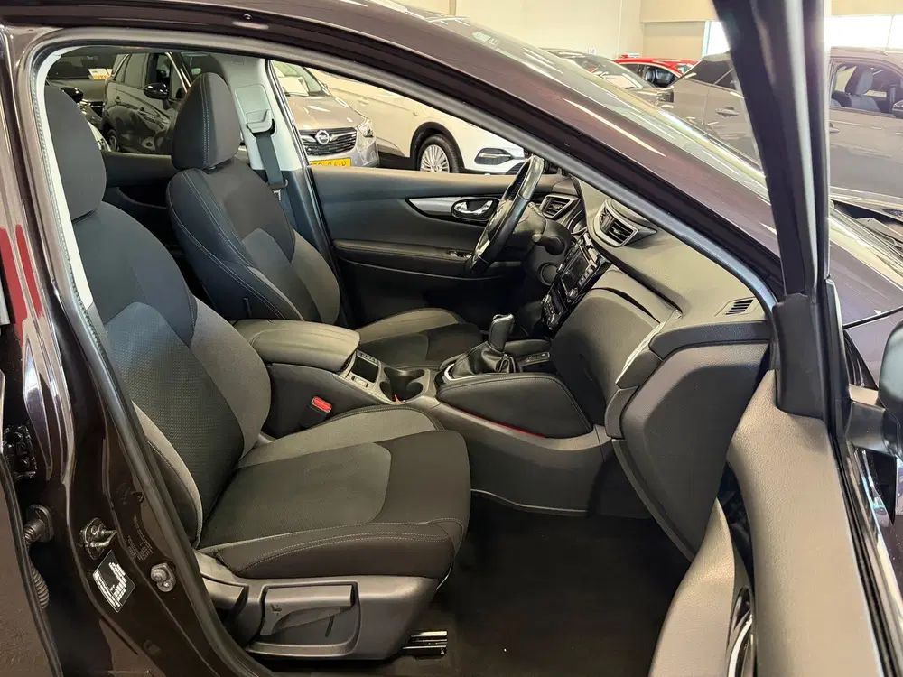 Nissan Qashqai 1.3 DIG-T Design Edition NAVIGATIE uit 2021, foto 15