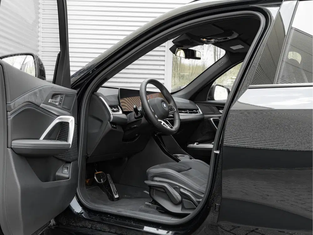 BMW X1 xDrive25e M-Sport uit 2025, foto 15